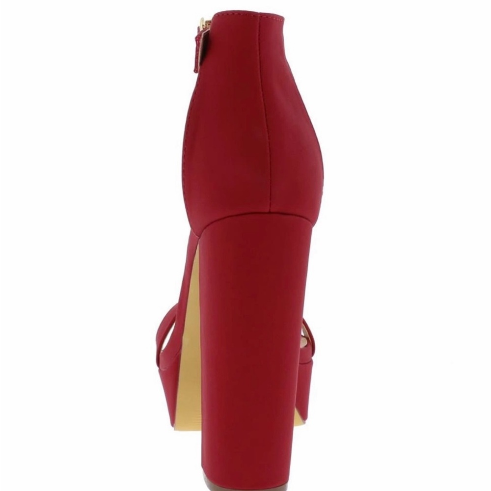 Red platform heels - Picture 2 of 4